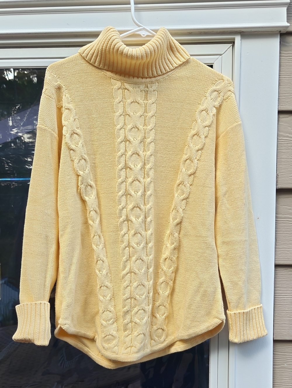 Luxurious Butter Yellow Thick cable Knit L. L. Bean Sweater